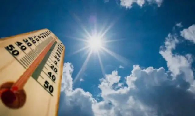 Good evening 🫶🏻 

As you’ll all be aware we are due some lovely sunny.. HOT weather this coming week 🔥 

We will do our best to keep the salon as cool as possible to make your treatments comfortable

But please do bring water bottles with you, we obviously can provide water if you have forgotten 💦 

Please also note the blind may be down to keep the sun from glaring through the front window but we are still open as usual 🪟 

Enjoy the sunshine, keep hydrated and see you soon ☀️ 

💎